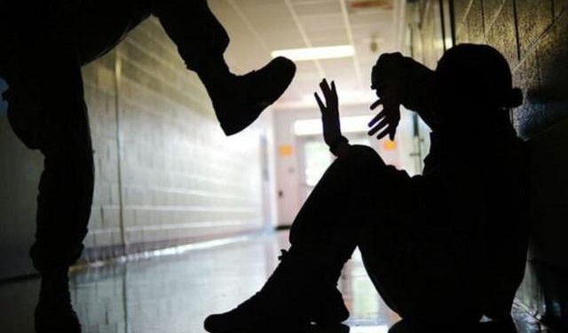 Ανήλικοι-ξυλοκόπησαν-μέχρι-λιποθυμίας-συνομήλικό-τους-σε-νησί-των-Κυκλάδων