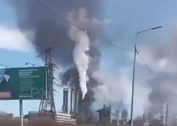 Ουκρανικά-drones-έπληξαν-εργοστάσιο-αμμωνίας-στη-βόρεια-Ρωσία-μετά-την-πασχαλινή-εκεχειρία,-δείτε-βίντεο