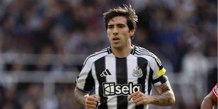 h-Γιουνάιτεντ-προσφέρει-τον-Ουγκάρτε-ως-αντάλλαγμα-στη-Νιούκαστλ-για-τον-Τονάλι