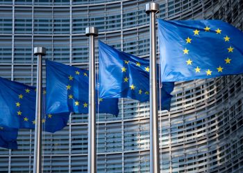 Η-Ευρωπαϊκή-Ένωση-διπλασιάζει-τους-τελωνειακούς-δασμούς-στον-εισαγόμενο-χάλυβα