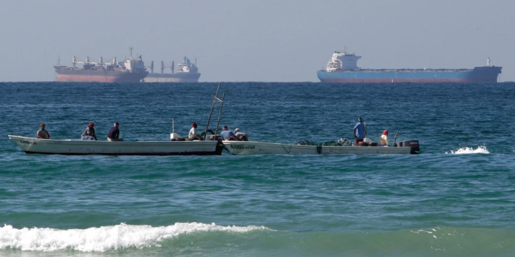 wall-street-journal:-Πώς-επιχειρούν-οι-αμερικανικές-δυνάμεις-για-τον-αποκλεισμό-των-Στενών-του-Ορμούζ