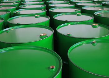 «Βουτιά»-σε-ζήτηση-και-προσφορά-πετρελαίου-λόγω-Μέσης-Ανατολής-–-Προειδοποιήσεις-για-παγκόσμιες-επιπτώσεις