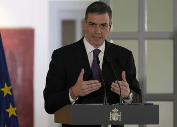 Ξεκινά-η-νομιμοποίηση-εκατοντάδων-χιλιάδων-μεταναστών-χωρίς-άδεια-παραμονής-στην-Ισπανία-–-«Είναι-αναγκαίο»,-λέει-ο-Σάντσεθ