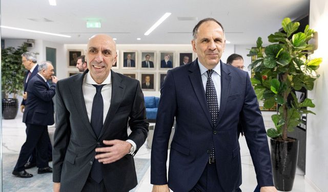 Μπρατάκος:-Σε-περιόδους-αβεβαιότητας,-δεν-κερδίζουν-οι-πιο-ισχυροί,-αλλά-οι-πιο-προετοιμασμένοι