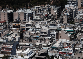 Ακίνητα:-Όλες-οι-μεταβιβάσεις-μέσω-συμβολαιογράφου-–-Τέλος-στην-εφορία-με-το-νέο-σύστημα