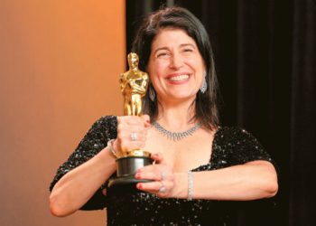 Η-οικογενειακή-ιστορία-της-Κασσάνδρας-των-Όσκαρ-θα-μπορούσε-να-είναι-ταινία:-Οι-εφοπλιστές-από-την-Κάσο-και-ο-πόλεμος-στα-δικαστήρια