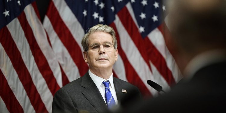 Μπέσεντ:-Αμφισβητεί-τις-προβλέψεις-ΔΝΤ-και-Παγκόσμιας-Τράπεζας-για-την-επιβράδυνση-της-αμερικανικής-οικονομίας