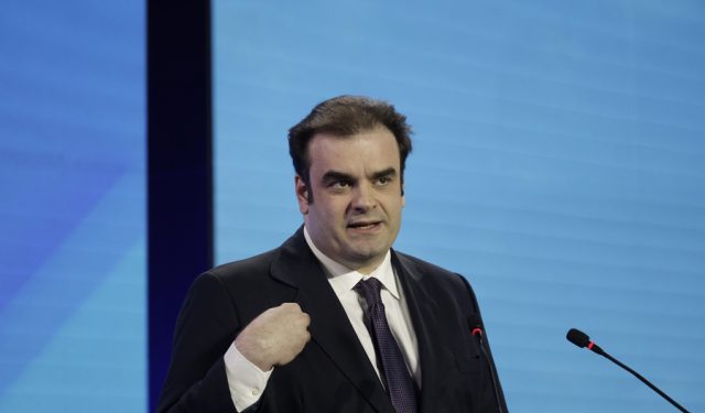 Πιερρακάκης:-Κρίσιμοι-παράγοντες-για-την-ευρωπαϊκή-οικονομία,-η-διάρκεια-και-η-ένταση-της-ενεργειακής-κρίσης