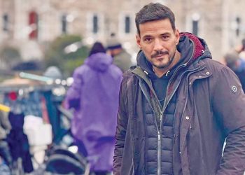 Κώστας-Τσουρός:-Η-ξαφνική-ανακοίνωση-του-για-την-απενεργοποίηση-των-social-του