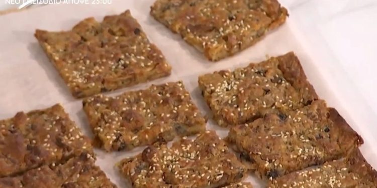 Ο-Σταύρος-Βαρθαλίτης-έφτιαξε-νηστίσιμη-μανιταρόπιτα-χωρίς-φύλλο