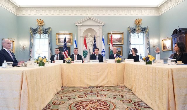 Ολοκληρώθηκαν-οι-πρώτες-συνομιλίες-για-τον-Λίβανο:-Διαίρεση-της-χώρας-σε-τρεις-ζώνες-και-αφοπλισμός-της-Χεζμπολάχ