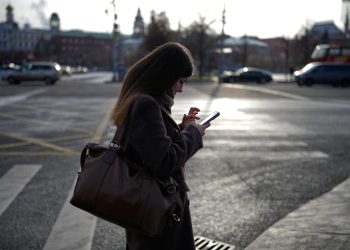 Το-Κρεμλίνο-κόβει-το-internet-από-τα-κινητά-–-Φοβάται-ότι-δίνουν-στόχους-στα-ουκρανικά-drone