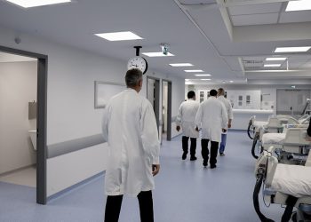 Ραντεβού-με-γιατρούς:-Πώς-λειτουργεί-το-νέο-σύστημα-παραπομπών-και-τι-αλλάζει-για-τους-ασθενείς