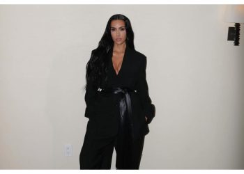 Κιμ-Καρντάσιαν:-Ετοιμάζεται-για-το-επόμενο-επαγγελματικό-της-βήμα-στο-Μπρόντγουει!