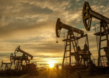 Πετρέλαιο:-Βουτιά-στις-τιμές-brent-και-wti-με-φόντο-τις-προσδοκίες-επανεκκίνησης-συνομιλιών-ΗΠΑ-–-Ιράν