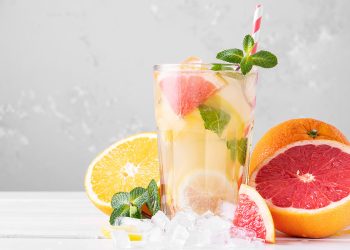 Γκρέιπφρουτ:-Ιδιότητες-και-πώς-να-φτιάξεις-σόδα-γκρέιπφρουτ