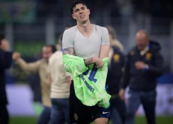 «Σύννεφα»-με-Μπαστόνι-στην-Ίντερ-–-Μπαίνει-δυνατά-η-Μπαρτσελόνα