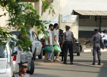 Οι-Ιρανοί-ναύτες-που-διασώθηκαν-μετά-το-αμερικανικό-πλήγμα-αναχώρησαν-από-τη-Σρι-Λάνκα