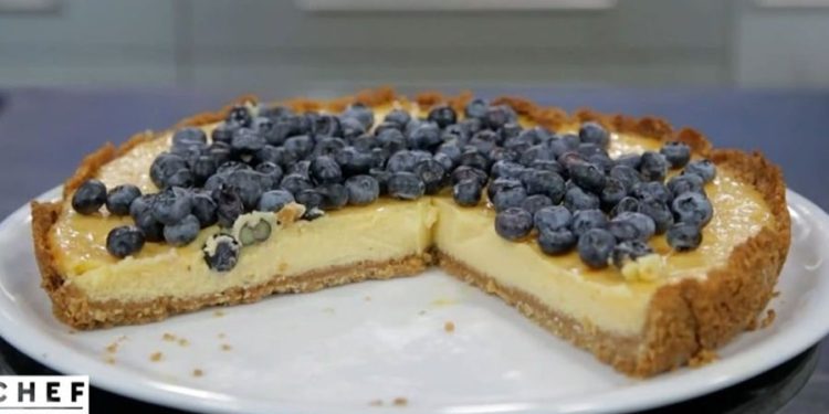 Συνταγή-τάρτα-λεμονιού-με-βάση-μπισκότου-και-κρέμα