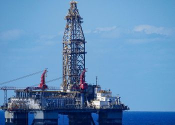 Αντίστροφη-μέτρηση-για-την-υπογραφή-της-σύμβασης-γεώτρησης-για-το-block-2-στο-Ιόνιο