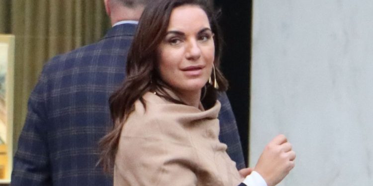 Όλγα-Κεφαλογιάννη:-Στην-Μονή-Ασωμάτων-Πετράκη-με-τα-δίδυμα-–-Το-μήνυμα-για-τα-Θεοφάνεια