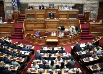 Πολιτικός-πυρετός-για-τη-συζήτηση-για-το-κράτος-δικαίου-στη-Βουλή-την-Πέμπτη:-Με-θεσμικές-τομές-η-ΝΔ,-το-ενδεχόμενο-πρότασης-μομφής-ζυγίζει-η-αντιπολίτευση