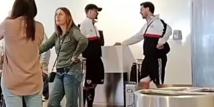 Ράγιο-Βαγιεκάνο:-Στην-Αθήνα-και-ο-Μπατάγια