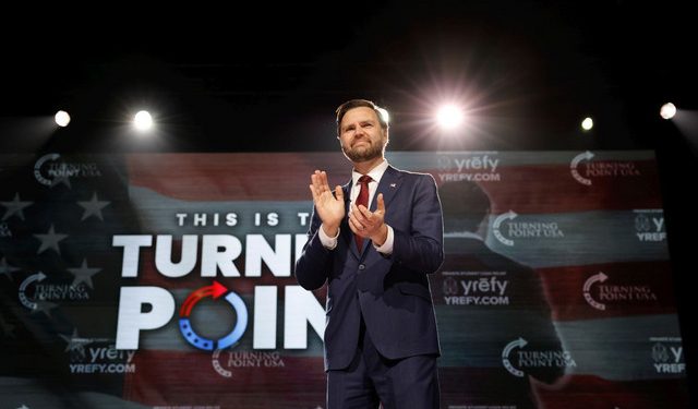 h-«επείγουσα-διπλωματία»-του-Τζέι-Ντι-Βανς-–-Γιατί-ο-αντιπρόεδρος-των-ΗΠΑ-ανέλαβε-τις-σοβαρές-διαπραγματεύσεις-με-το-Ιράν