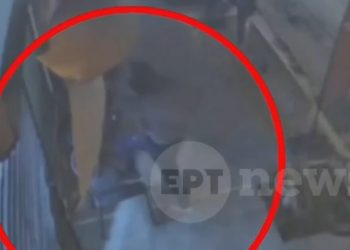 Θεσσαλονίκη:-Διαρρήκτης-πήδηξε-από-ύψος-2,5-μέτρων-για-να-ξεφύγει-–-Βίντεο-ντοκουμέντο-από-την-αποτυχημένη-προσπάθεια-κλοπής