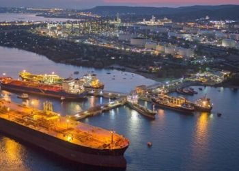 ΡΑΑΕΥ:-«Φίλτρο»-για-τα-νέα-τερματικά-lng-–-Πώς-θα-αξιολογηθούν-τα-νέα-fsru