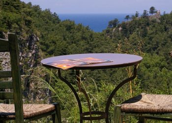 ΔΥΠΑ:-Πώς-θα-φτάσετε-τις-12-διανυκτερεύσεις-με-τον-Κοινωνικό-Τουρισμό-–-Τι-ισχύει-για-πολύτεκνους-και-ΑμεΑ