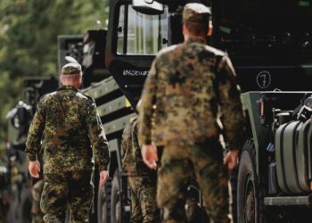 wall-street-journal:-Οι-Ευρωπαίοι-ετοιμάζουν-εναλλακτικό-σχέδιο-αν-ο-Τραμπ-βγάλει-τις-ΗΠΑ-από-το-ΝΑΤΟ,-ο-ρόλος-της-Γερμανίας