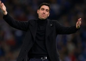 Ολυμπιακός:-Όταν-«καραδοκούσε»-να-πάρει-τον-καλύτερο-προπονητής-της-φετινής-premier-league