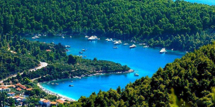 Σκόπελος-και-Άνδρος-ξεχωρίζουν-παγκοσμίως-ως-«προορισμοί-έκπληξη»-για-το-2026