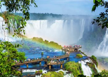 Καταρράκτες-Ιγκουασού:-Ένα-θαύμα-της-φύσης-μεταξύ-Βραζιλίας-και-Αργεντινής