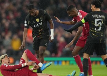 Εννέα-μήνες-εκτός-ο-Εκετικέ