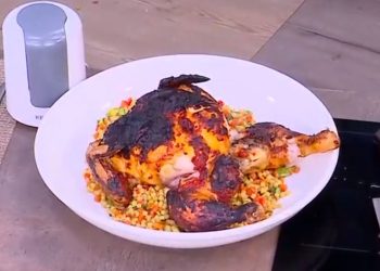 Κοτόπουλο-με-κους-κους-λαχανικών-από-τον-Γιώργο-Παπακώστα