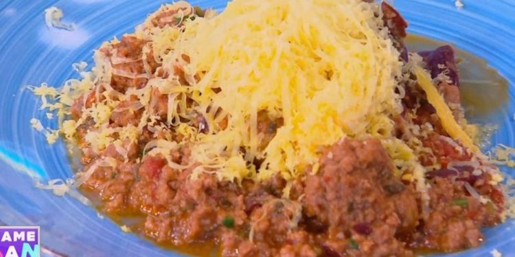 Πατάτες-τσίλι-κον-κάρνε-από-τον-Τίμο-Ζαχαράτο