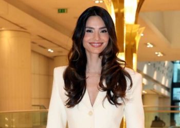 Η-Ηλιάνα-Παπαγεωργίου-σε-φωτογράφιση-στο-Μιλάνο-πριν-από-15-χρόνια