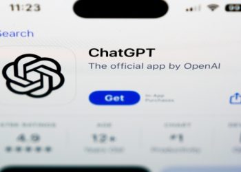 Πάνω-από-1,2-εκατ.-χρήστες-εκφράζουν-αυτοκτονικές-τάσεις-στο-chatgpt,-σύμφωνα-με-την-openai