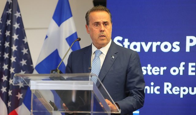 Υπογράφεται-η-σύμβαση-για-το-«block-2»-στο-Ιόνιο-–-Πρώτη-γεώτρηση-μετά-από-40-χρόνια
