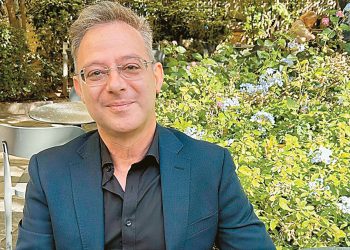 Ο-Έλληνας-που-δίνει-ελπίδα-και-ετοιμάζεται-να-νικήσει-τη-σκλήρυνση-κατά-πλάκας