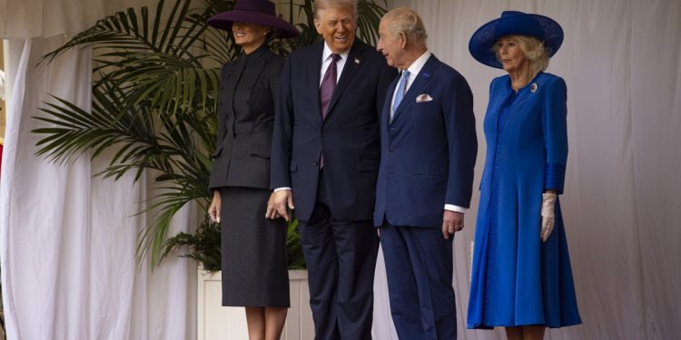 Ο-Τραμπ-αφήνει-να-εννοηθεί-ότι-η-συμφωνία-με-το-Ιράν-ίσως-επιτευχθεί-πριν-από-την-επίσκεψη-της-βρετανικής-βασιλικής-οικογένειας