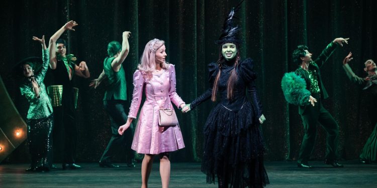 to-wicked-μιλάει-Πολωνικά-(και-το-καταλαβαίνουμε)!