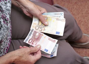 «Κάτω-από-τις-14000-οι-εκκρεμείς-κύριες-συντάξεις,-κάτω-από-30.000-οι-επικουρικές»-–-Διευκρινίσεις-από-την-εκπρόσωπο-Τύπου-του-ΕΦΚΑ