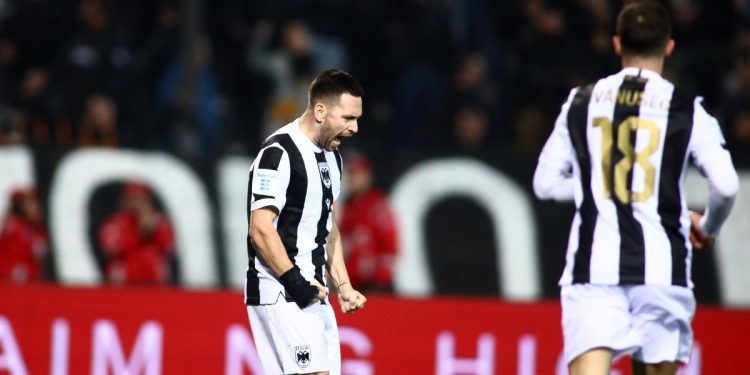 Μέρος-της-προπόνησης-ο-Ζίβκοβιτς