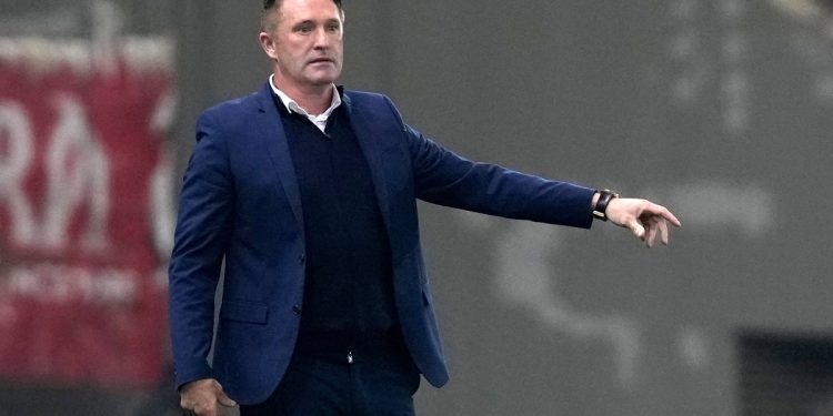 Έδωσε-τα-χέρια-με-τον-Ρόμπι-Κιν-η-Σέλτικ