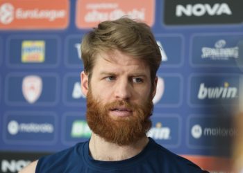 Γουόκαπ:-«Περήφανος-που-είμαι-Έλληνας-πολίτης,-φέτος-έχουμε-τα-εργαλεία-για-να-κατακτήσουμε-την-euroleague»-(video)