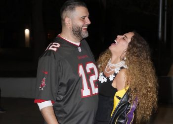 Κατερίνα-Στικούδη:-«Ήθελα-να-ξαναγεννήσω-τον-Βαγγέλη-και-με-το-δεύτερο-παιδί-το-κατάφερα»