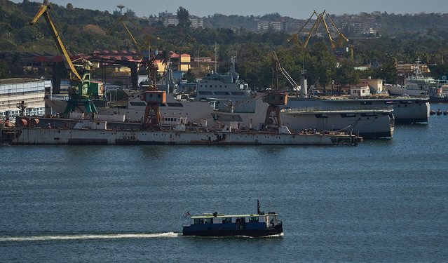 Η-Μόσχα-δεσμεύεται-για-περαιτέρω-προμήθεια-πετρελαίου-στην-Κούβα-μετά-την-αποστολή-πετρελαιοφόρου-με-αργό